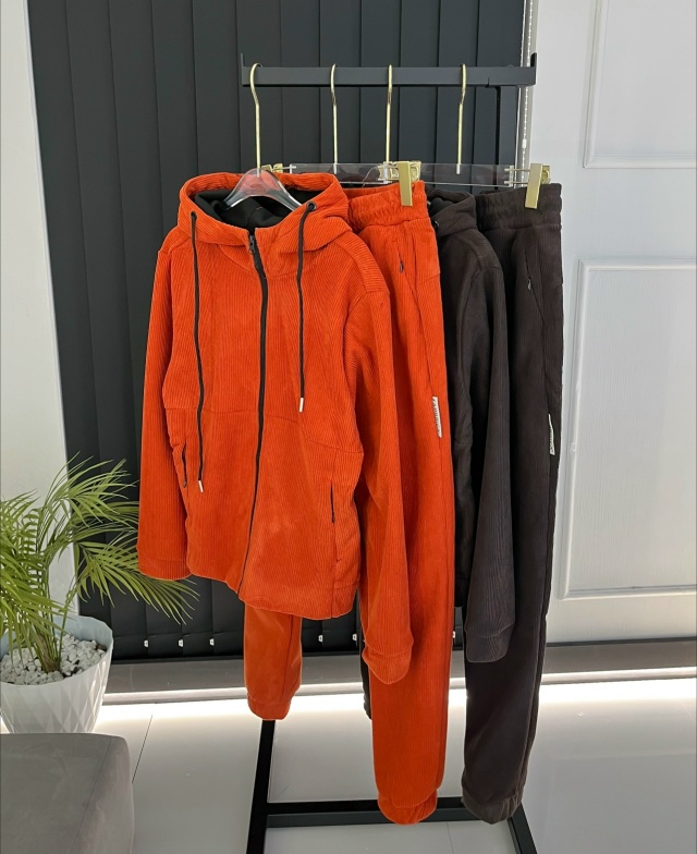 Спортивный костюм 23162287