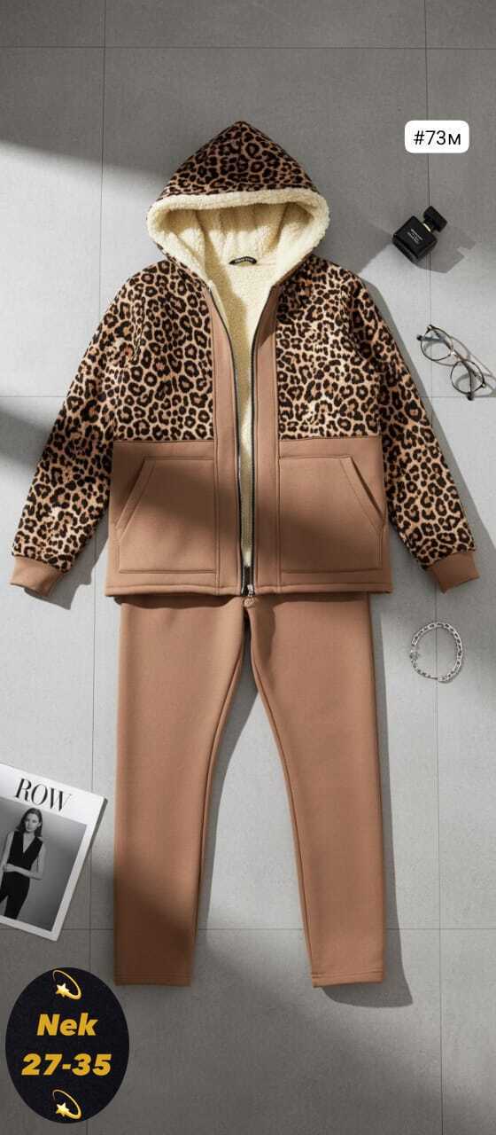 Спортивный костюм 23163354