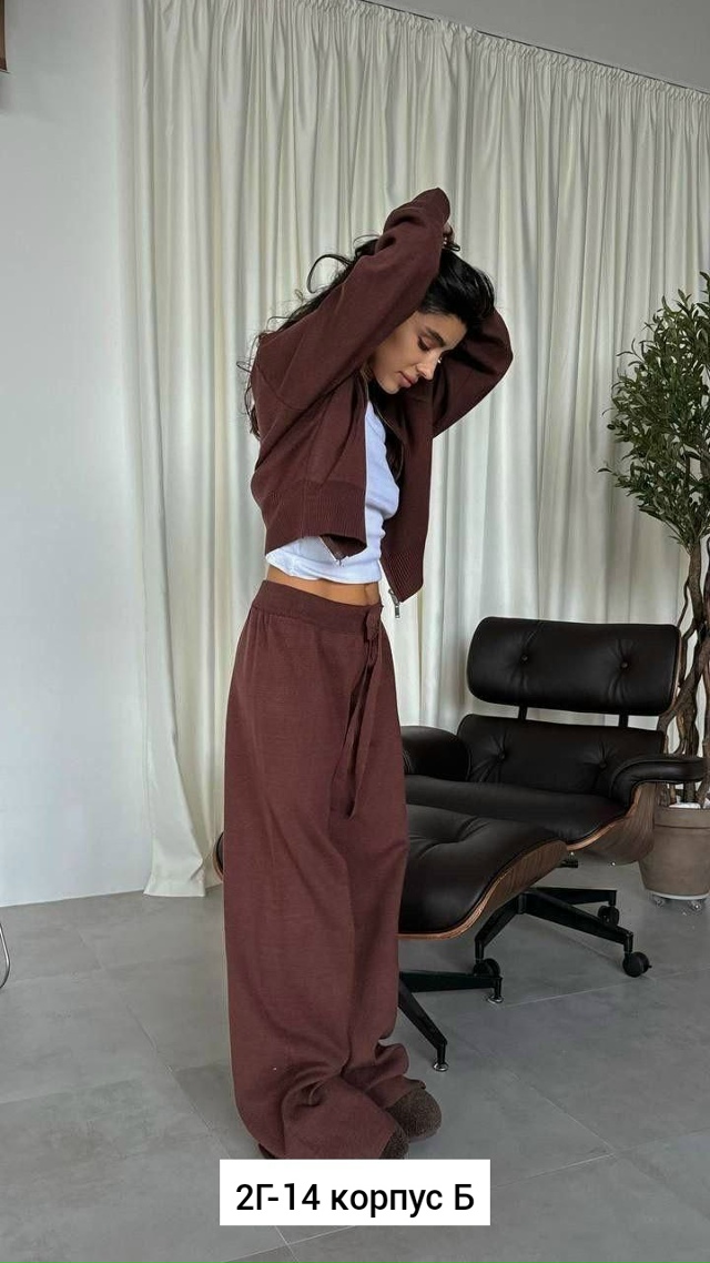 Спортивный костюм 23162365