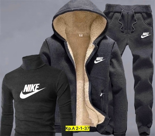 Спортивный костюм 23164840