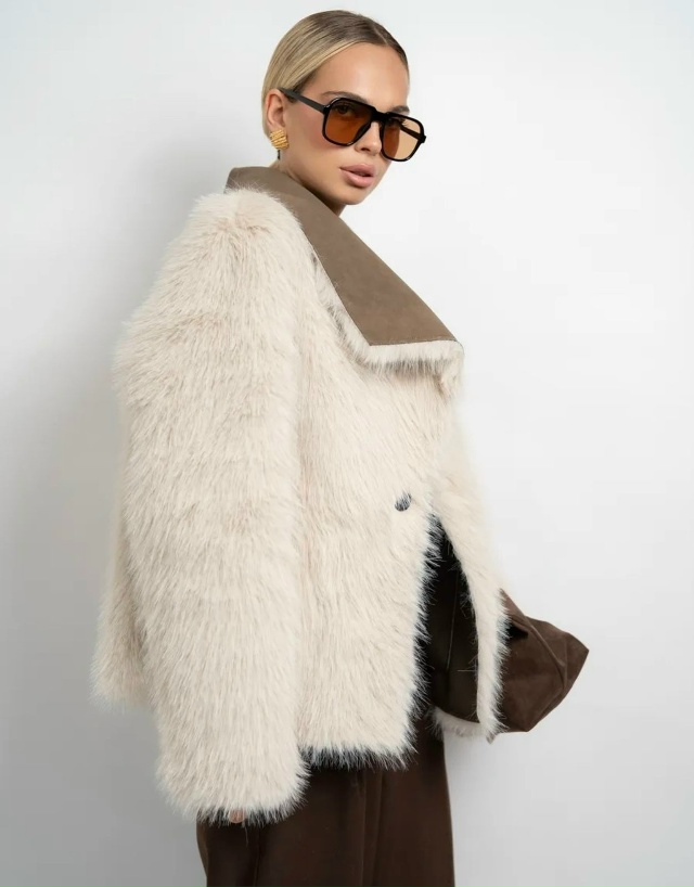 Пальто 23165481