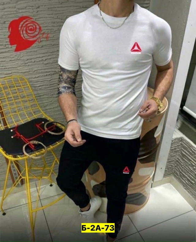 Спортивный костюм 23167364