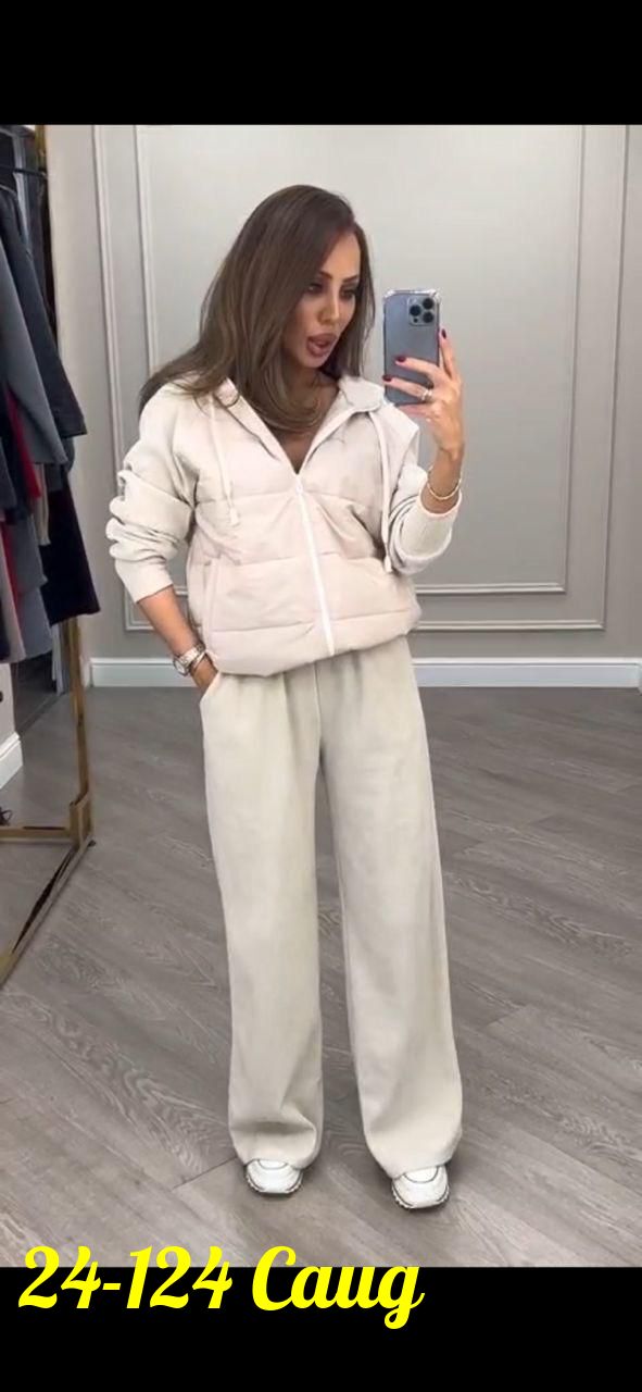 Спортивный костюм 23167463