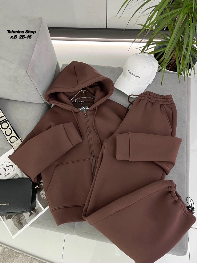 Спортивный костюм 23167902