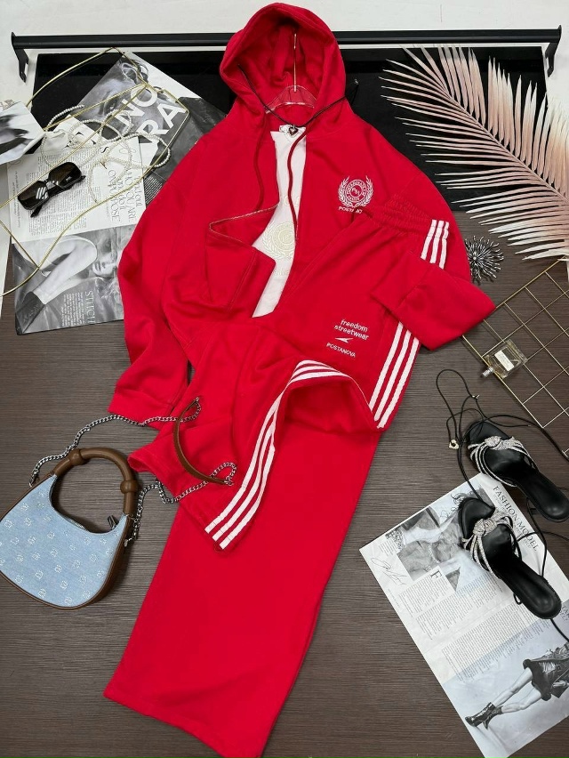 Спортивный костюм 23169063