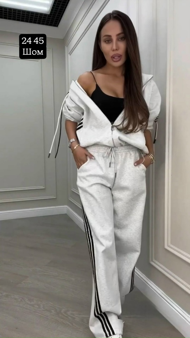 Спортивный костюм 23168989