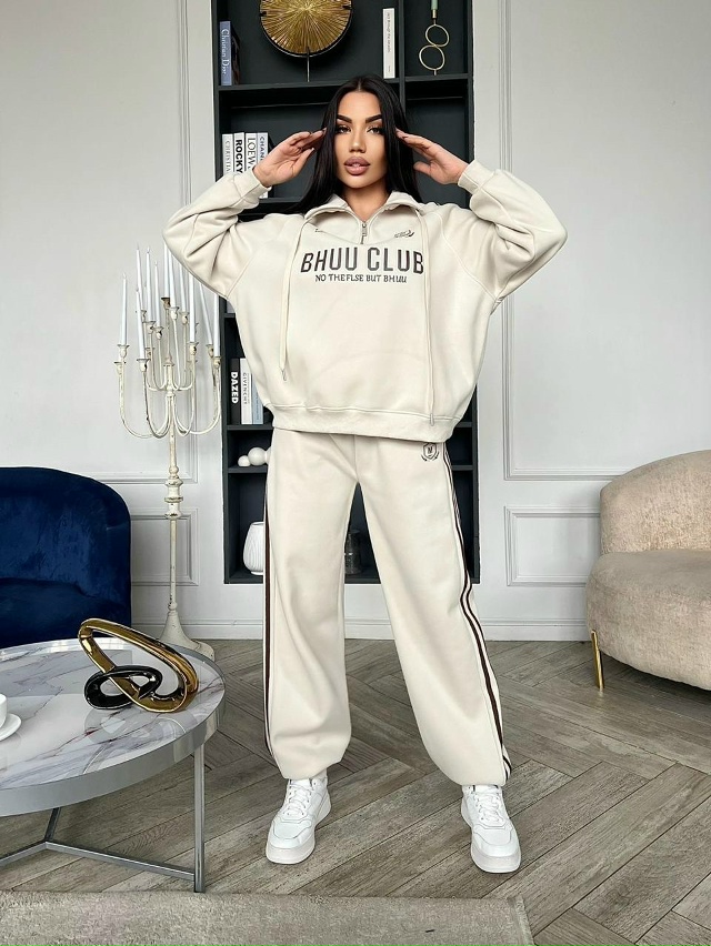 Костюм 23170393