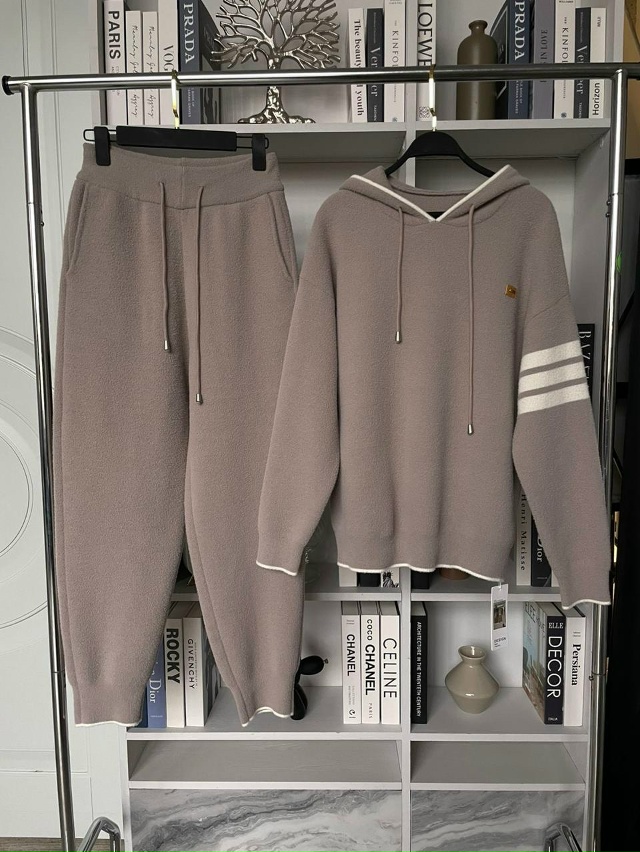 Костюм 23170396