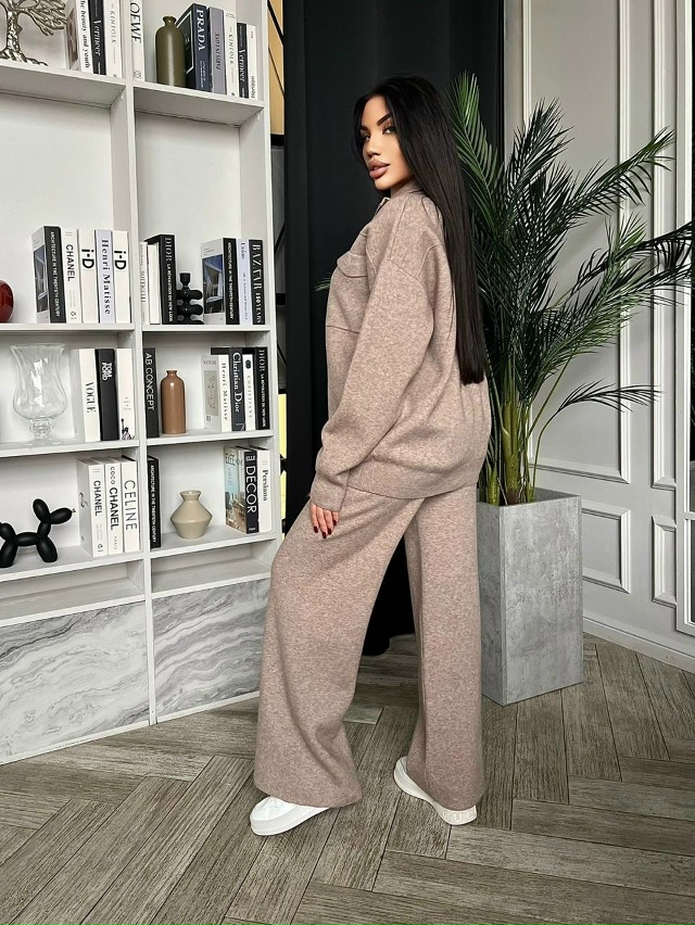 Костюм 23170395