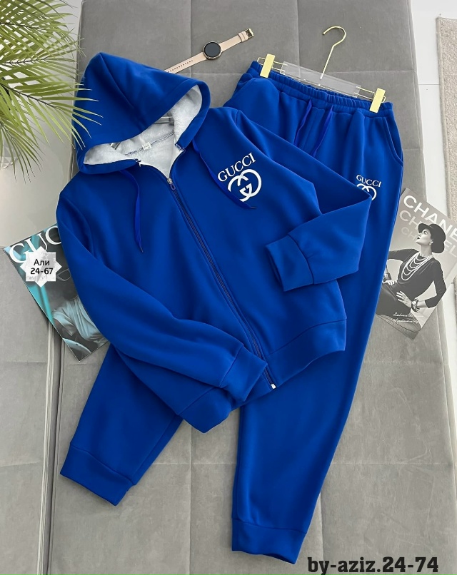 Спортивный костюм 23172928