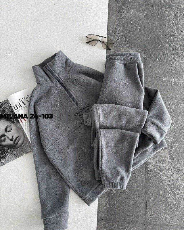 Костюм 23172422