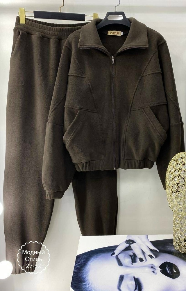 Спортивный костюм 23173513