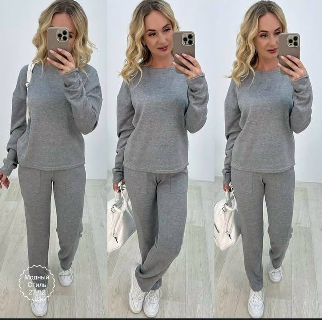 Спортивный костюм 23174669