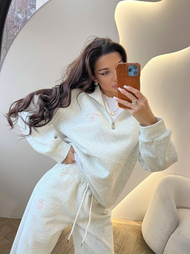 Спортивный костюм 23174460