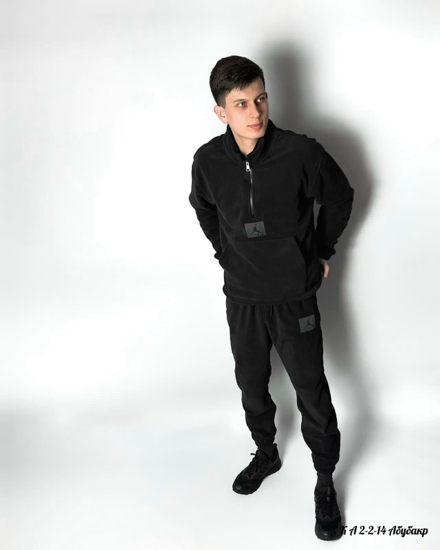 Спортивный костюм 23177302