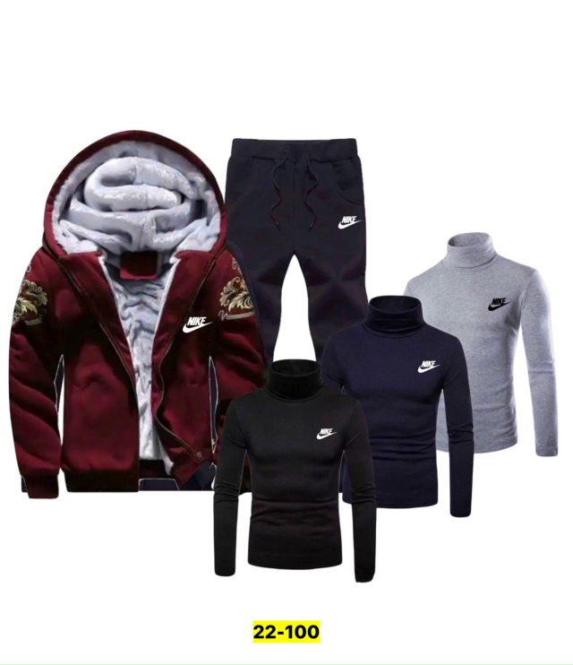 Спортивный костюм 23177484