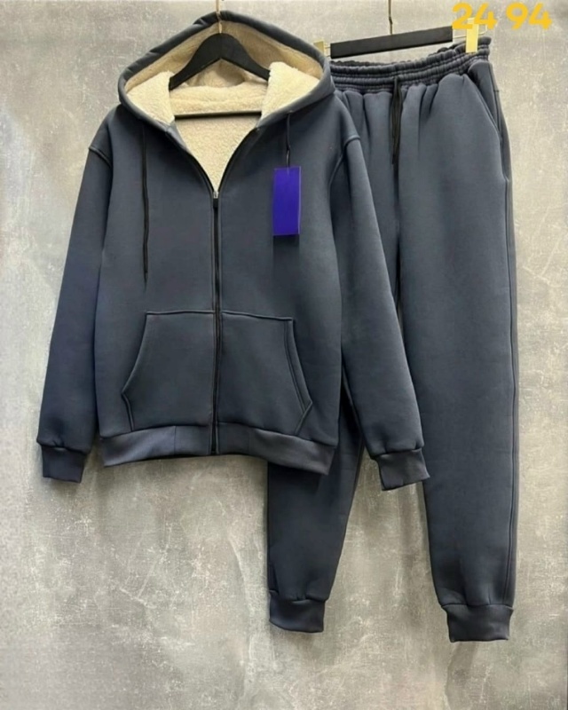 Спортивный костюм 23179955