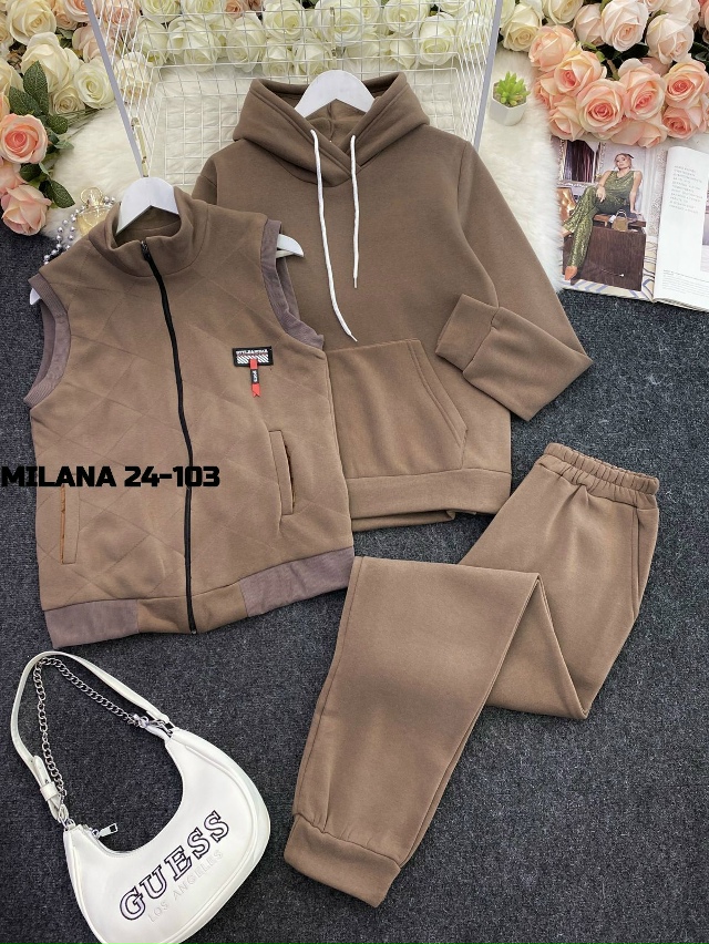 Спортивный костюм 23181612