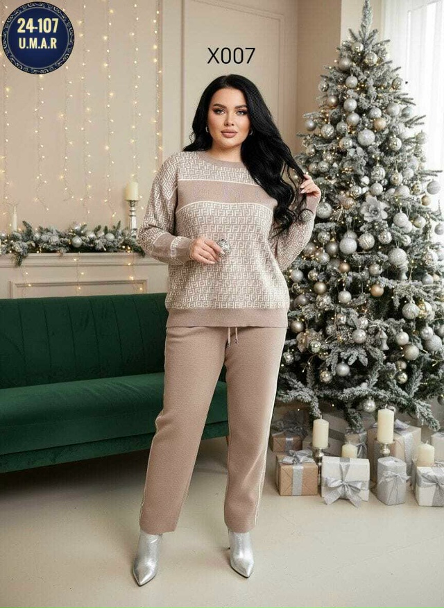 Спортивный костюм 23182824