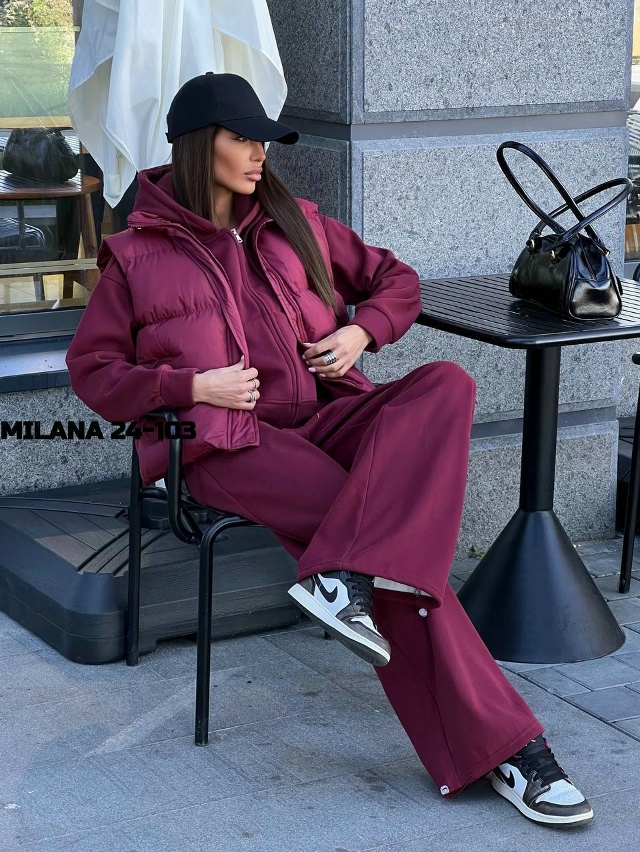 Спортивный костюм 23182171