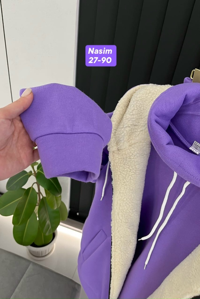 Спортивный костюм 23182792